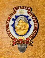 INSIGNE DES ORPHELINAT DES