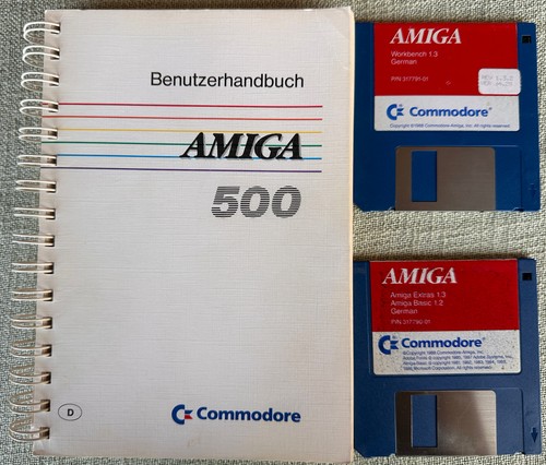 Commodore amiga 500 livre - commodore,
