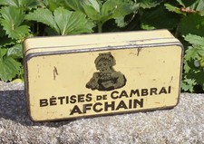 Boîte en fer métal Bêtises