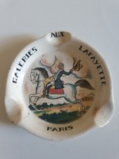 Cendrier de collection "Aux Galeries Lafayette Paris"