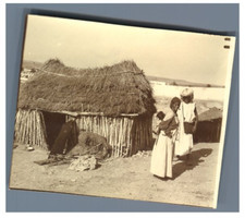 Maroc, Paillote aux environs de Katouba  Vintage silver print.  Tirage argenti