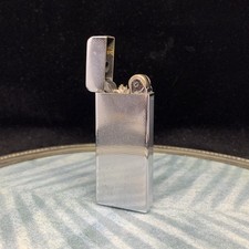 Ancien Briquet Essence THORENS Jubilé SWISS MADE