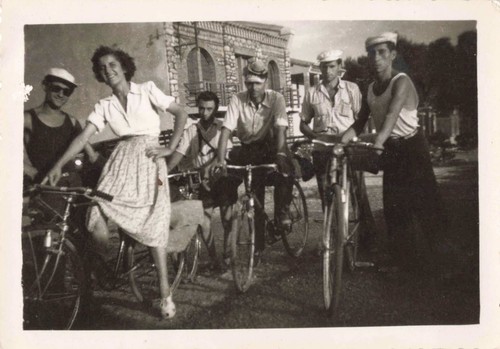 Ancienne photographie 1950 - ancienne, a