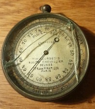 Ancien baromètre altimètre de poche Bourgeois Chevallier Rue Pyramides Paris