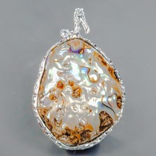 Pendentif coquille d'ormeau