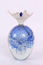 Robert PIERINI - Flacon en verre soufflé signé et daté 1996 - Hauteur 18cm