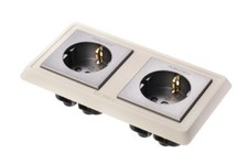 Prise murale double Shuko