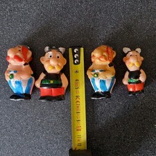 ASTERIX  lot de 4  figurines