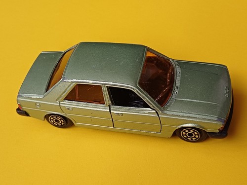 Voiture miniature norev - voiture,