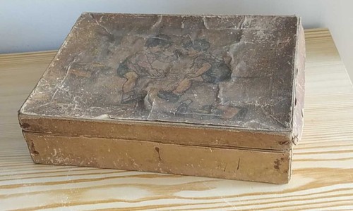 Boite carton ancienne - carton,