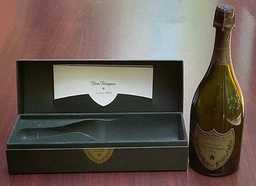 Dom perignon brut champagne - perignon,