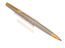 MAGNIFIQUE STYLO BILLE