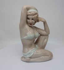 Figurine Baigneuse Pin-up Sexy