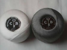 2 pelotes coton à repriser