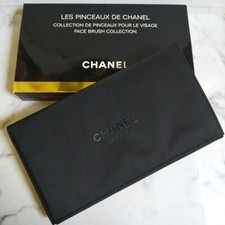 Pochette brosse CHANEL Les