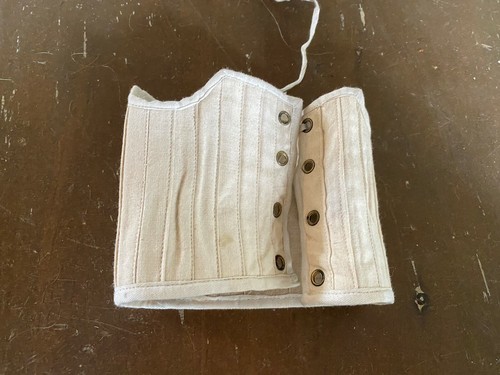Joli corset poupee - corset, ancien