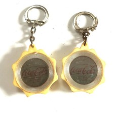 2 PORTE CLÉS COCA COLA