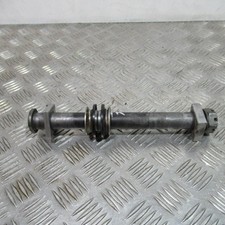 Axe roue arrière KAWASAKI 250