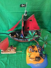 Playmobil bateau pirates rouge