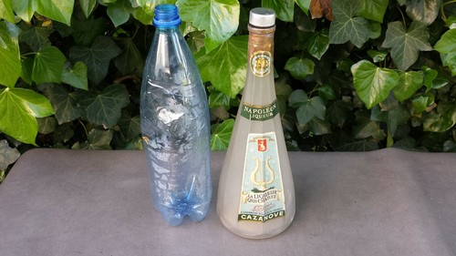 Ancienne bouteille musicale