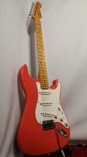 Guitare électrique FENDER
