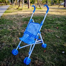 Poussette pour poupée avec