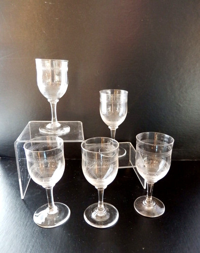 Verres anciens en cristal - ,