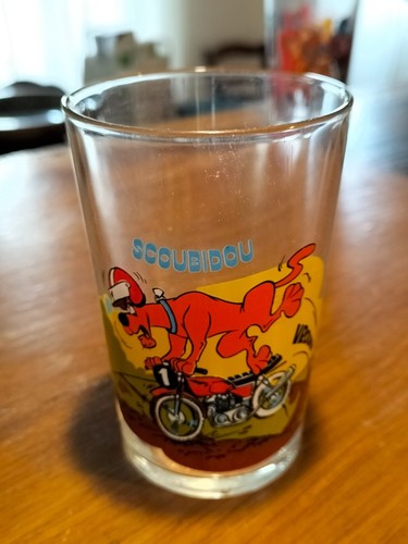 Verre scoubidou a - 9,8, moto