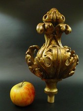Grand élément décoratif bois sculpté et doré XIXéme 26 cm.