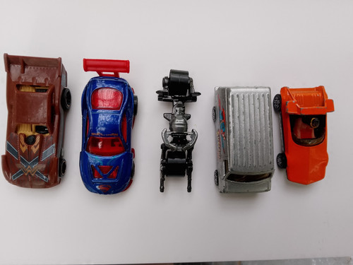 Hotwheels corgi batman - hotwheels,