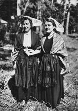 22 PLESTIN LES GREVES COSTUMES