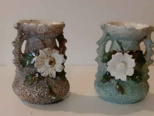 Paire petits vases - paire, barbotine