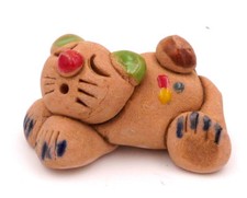 Adorable petit chat endormi en