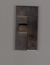CARACTERE D'IMPRIMERIE BOIS Typographie Wooden letterpress block Lettre F 54mm