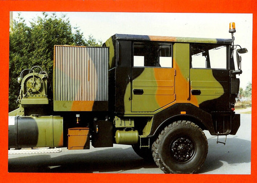 Photo véhicule militaire - /,