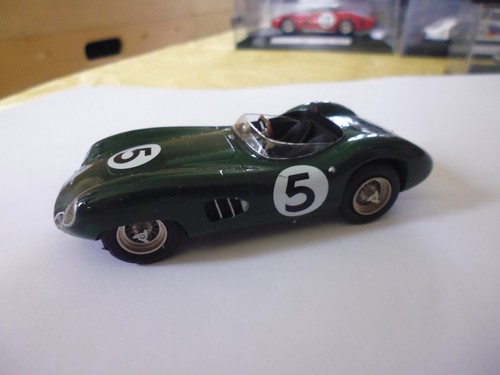 Miniature aston martin - aston, n5