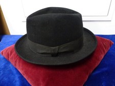 chapeau Homburg,Mossant Paris Ajaccio,feutre noir,taille 57,bon état,vintage