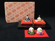 D0716 / HINA Poupée OKIMONO