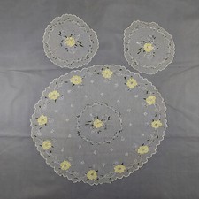 Belle nappe vintage en tulle