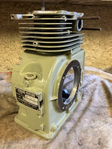 Carter haut moteur - carter,
