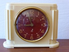 réveil Jaz bakélite couleur