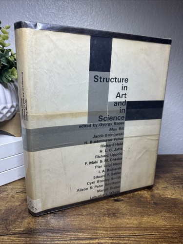 Structure art in - in, science