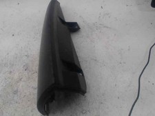 Enjoliveur de phare gauche