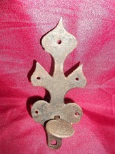 ancien -loquet à poucier