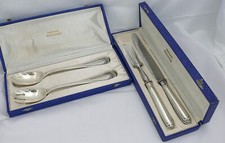 Boulenger Louis XV Rocaille couverts de service à salade + à découper, 4 pièces.