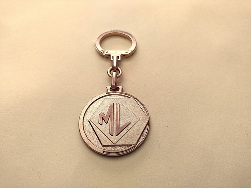 Ancien porte clés fia augis - porte,