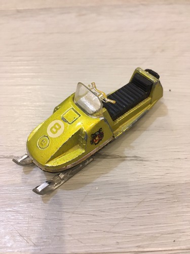 Ancienne moto neige majorette - ancienne,