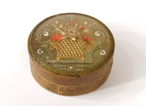 Petite boîte ronde carton