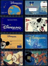 DISNEY - Lot de 8 passeports et cartes jeux Eurodisney