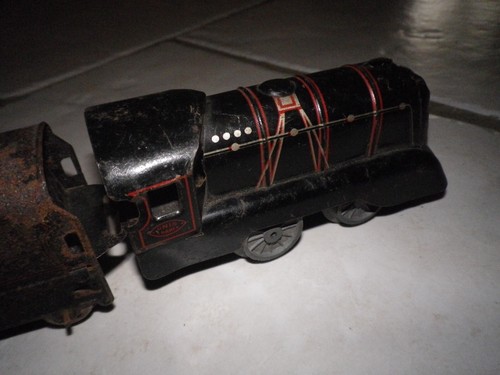 Ancienne locomotive jep - jep , avec